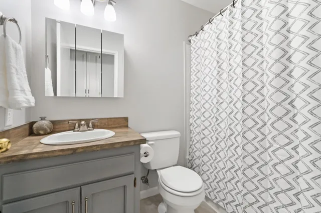 $330,000 | 4142 West Cambridge Avenue, Visalia, CA 93277