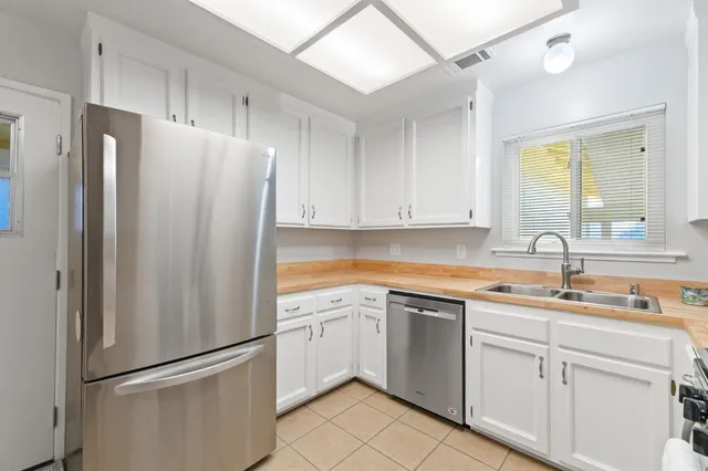 $330,000 | 4142 West Cambridge Avenue, Visalia, CA 93277