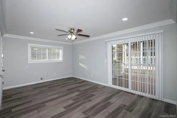 $2,435 | 5-1a Dark Hollow Road, Unit 51A, Port Jefferson, NY 11777