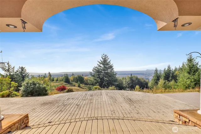 $1,190,000 | 18340 Osprey Court, Mount Vernon, WA 98274