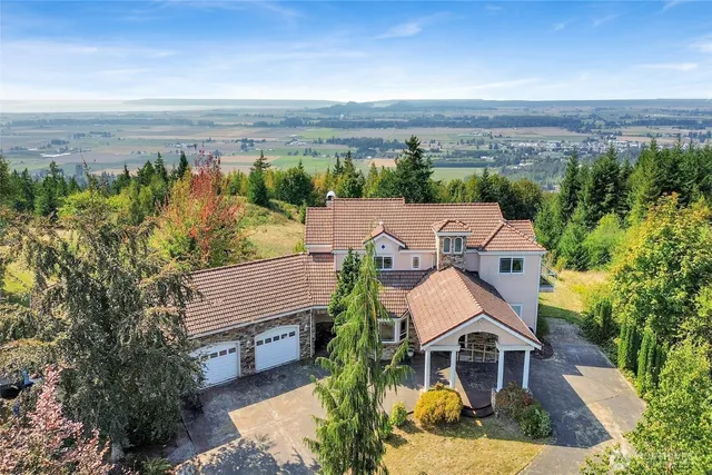 $1,190,000 | 18340 Osprey Court, Mount Vernon, WA 98274