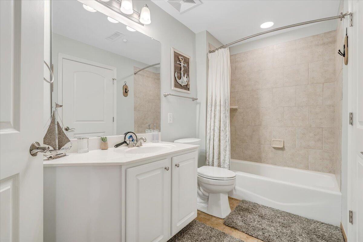 100 Bridgewater Pointe Place, Unit 502 Moneta, VA 24121 - Photo 11 of 54 a bathroom with a sink toilet and shower