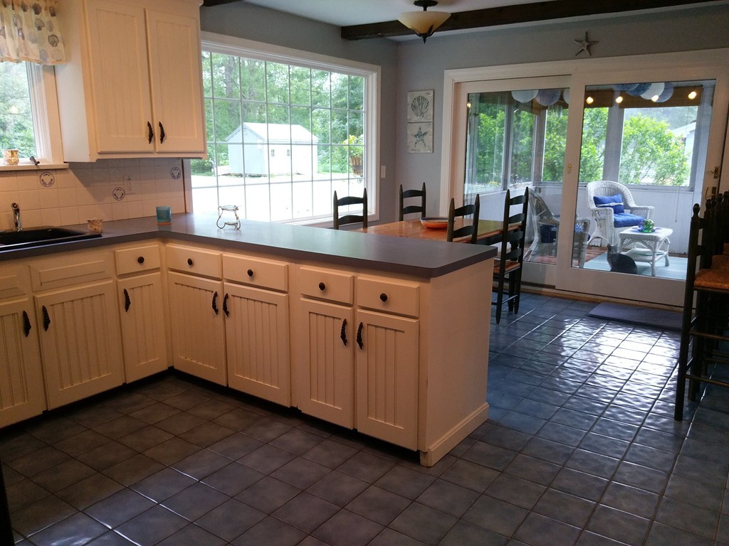 44 Toll Road Salisbury, MA 01952 - Photo 3 of 17 Gallery Image 3
