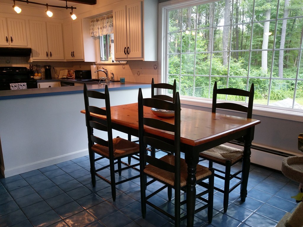 44 Toll Road Salisbury, MA 01952 - Photo 4 of 17 Gallery Image 4