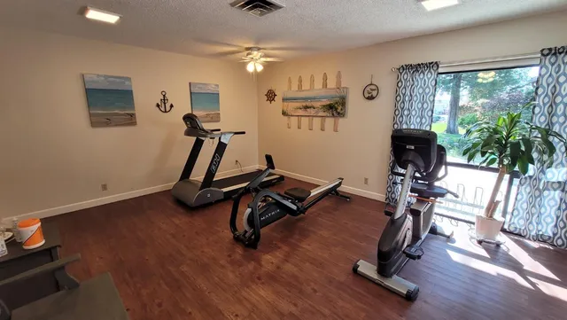 $129,900 | 1001 Sylmar Avenue, Unit 198, Clovis, CA 93619