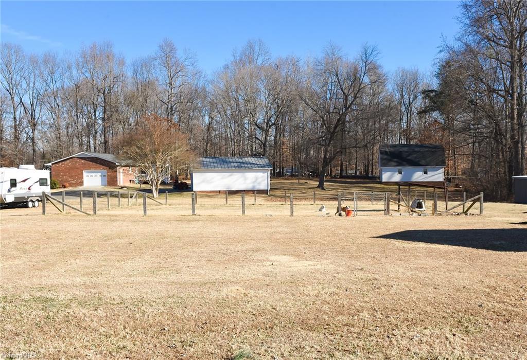 899 Tall Pines Road Lexington, NC 27295 - Photo 3 of 16 Gallery Image 3