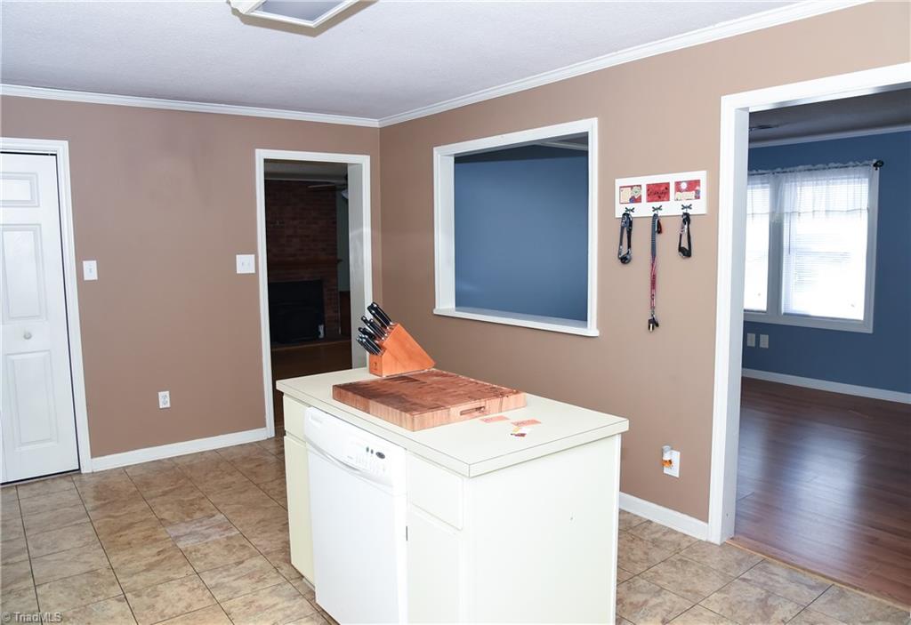 899 Tall Pines Road Lexington, NC 27295 - Photo 6 of 16 Gallery Image 6