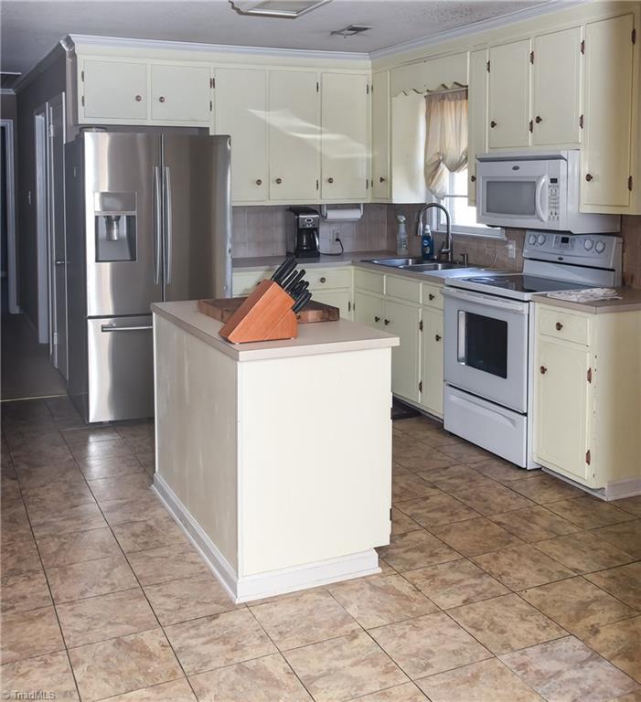 899 Tall Pines Road Lexington, NC 27295 - Photo 7 of 16 Gallery Image 7
