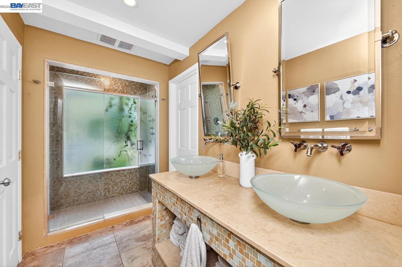 35655 Palomares Road Castro Valley, CA 94552 - Photo 23 of 90