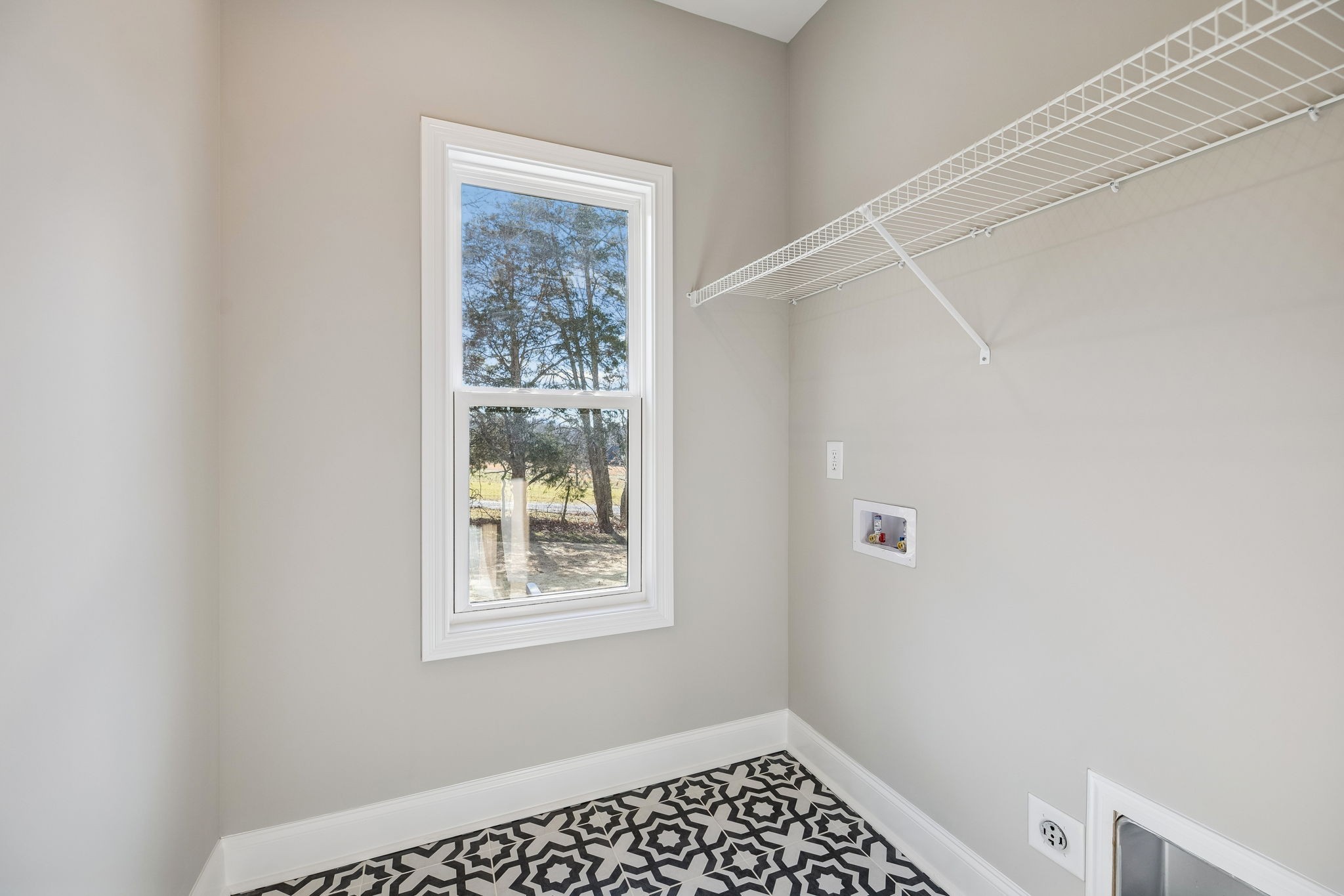 13821 Cainsville Road Lebanon, TN 37090 - Photo 23 of 68 a view of a room that has a window in it