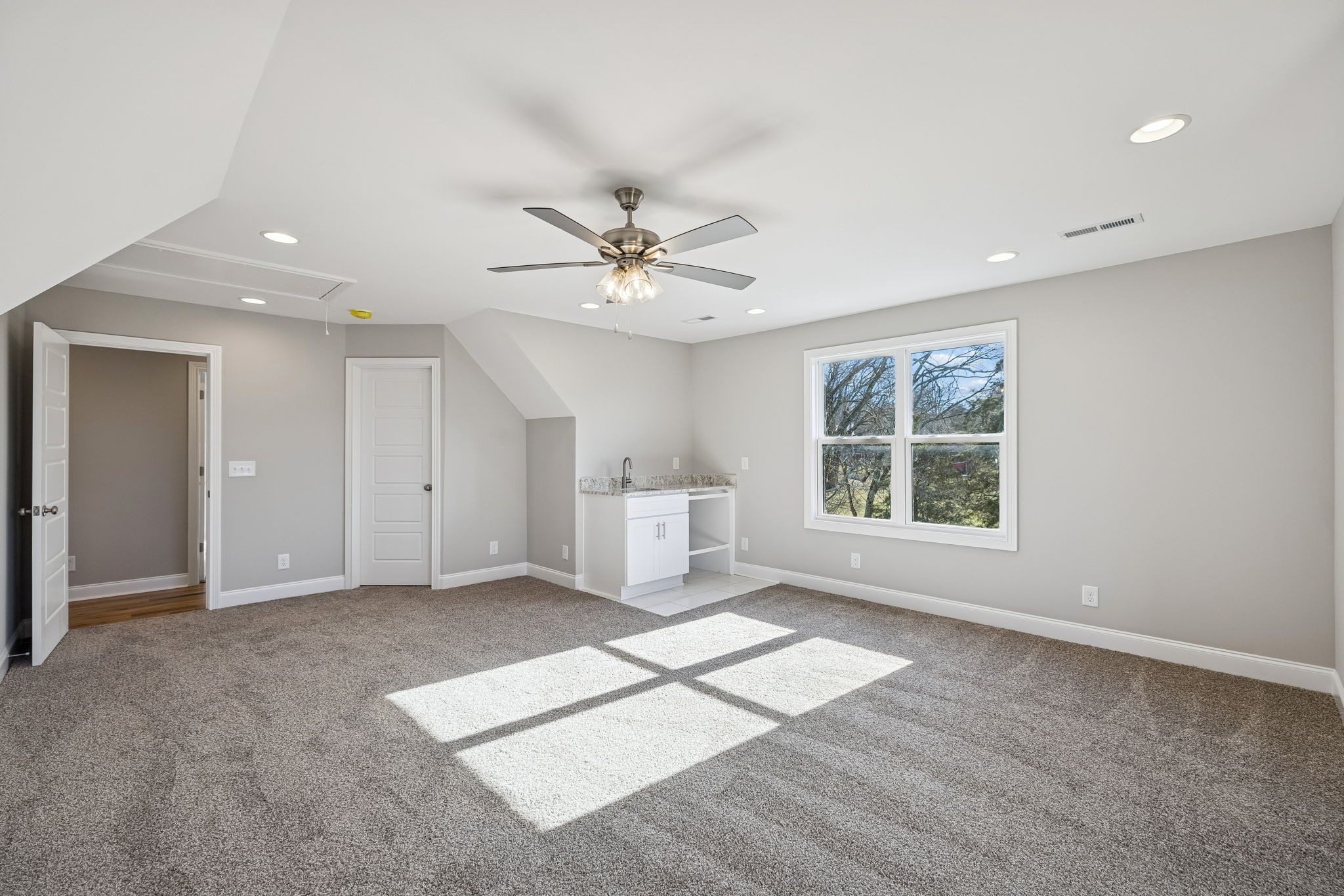 13821 Cainsville Road Lebanon, TN 37090 - Photo 51 of 68 a view of an empty room with a window