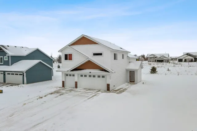 $350,000 | 4634 9th Street Northeast, St. Cloud, MN 56304