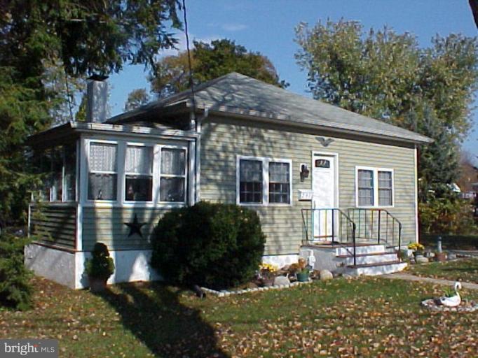 2916 Gladnor Road Pasadena, MD 21122 - Photo 1 of 12 Exterior (Main)