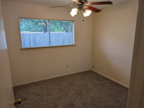 $2,100 | 9830 Thistle Trail Drive, Houston, TX 77070