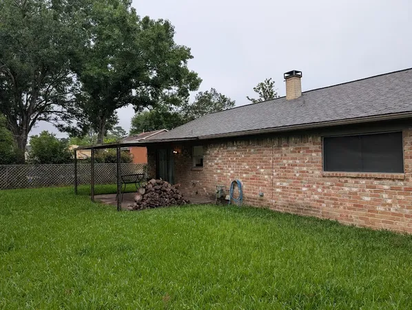 $2,100 | 9830 Thistle Trail Drive, Houston, TX 77070