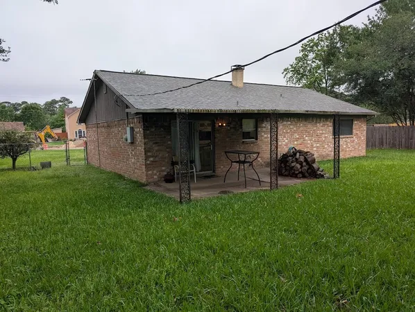 $2,100 | 9830 Thistle Trail Drive, Houston, TX 77070