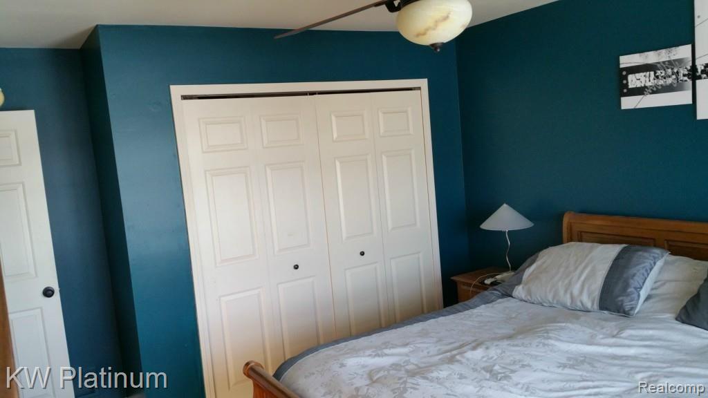 5811 State Road Fort Gratiot, MI 48059 - Photo 16 of 27 LARGE MASTER BEDROOM.