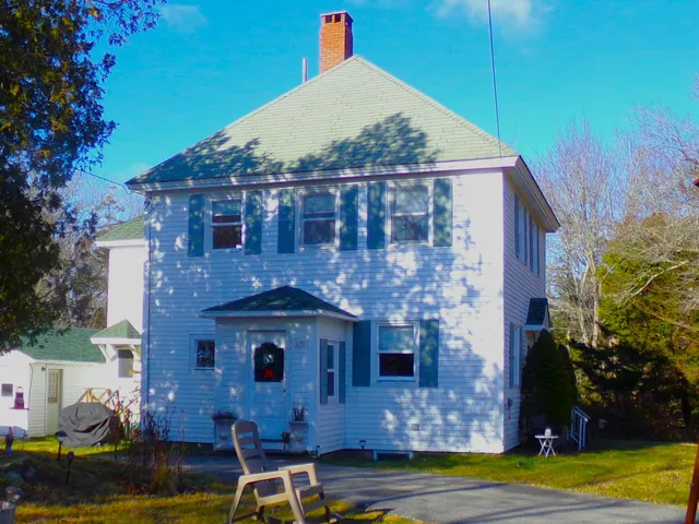 $410,000 | 25 Belleview Avenue, Winter Harbor, ME 04693