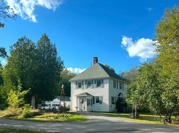 $410,000 | 25 Belleview Avenue, Winter Harbor, ME 04693