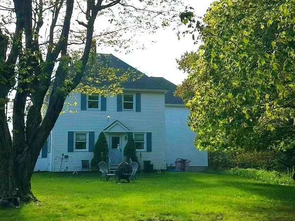 $410,000 | 25 Belleview Avenue, Winter Harbor, ME 04693