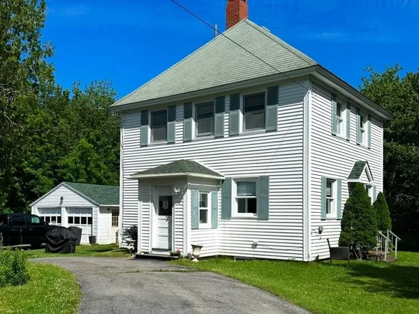 $410,000 | 25 Belleview Avenue, Winter Harbor, ME 04693