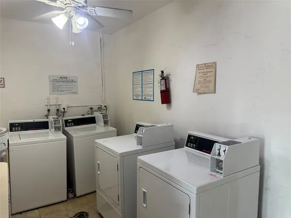 $1,700 | 600 Layne Boulevard, Unit 117, Hallandale Beach, FL 33009