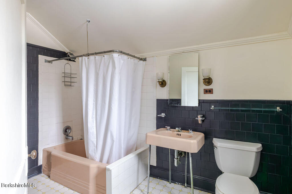 17 Cronk Road Monterey, MA 01245 - Photo 38 of 65 7J5A7287