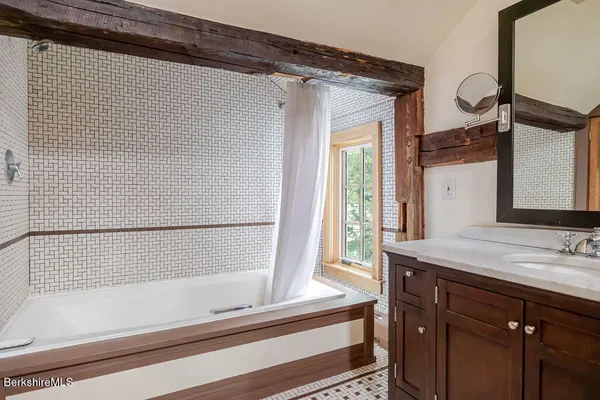 $2,495,000 | 17 Cronk Road, Monterey, MA 01245