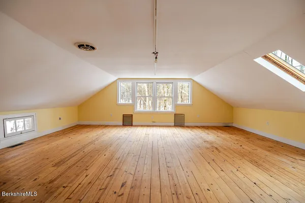 $2,495,000 | 17 Cronk Road, Monterey, MA 01245