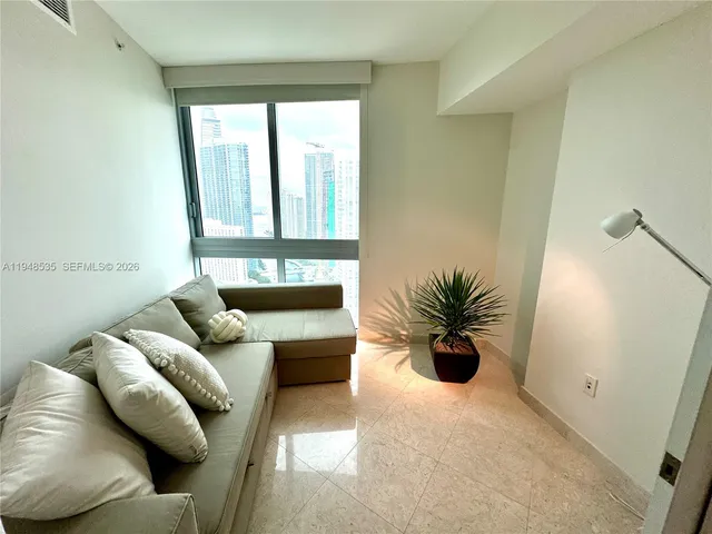 $4,450 | 350 South Miami Avenue, Unit 3302, Miami, FL 33130