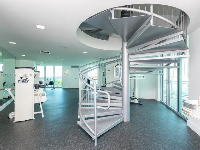 $4,450 | 350 South Miami Avenue, Unit 3302, Miami, FL 33130