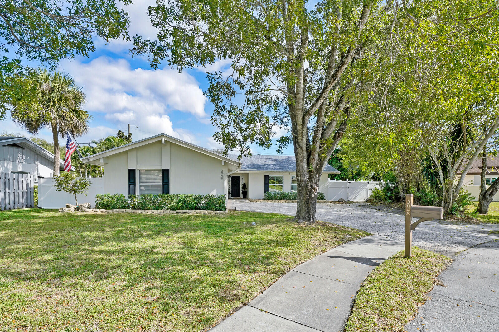 3048 Northwest 25th Way Boca Raton, FL 33434 - Photo 2 of 26 02_Image_2_mls