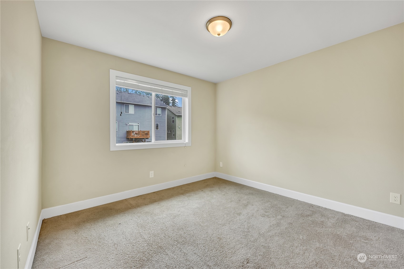 1118 Southwest 338th Street Federal Way, WA 98023 - Photo 15 of 25 an empty room with a window