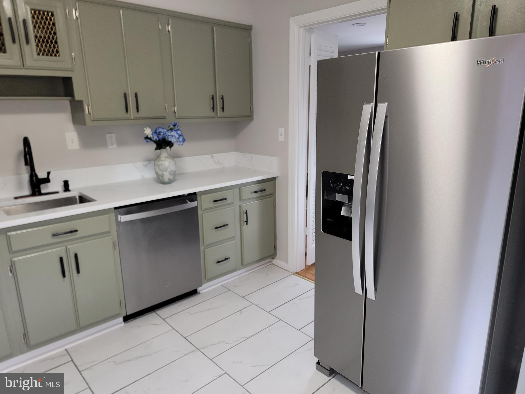 4812 Nantucket Road College Park, MD 20740 - Photo 13 of 37 Gallery Image 13