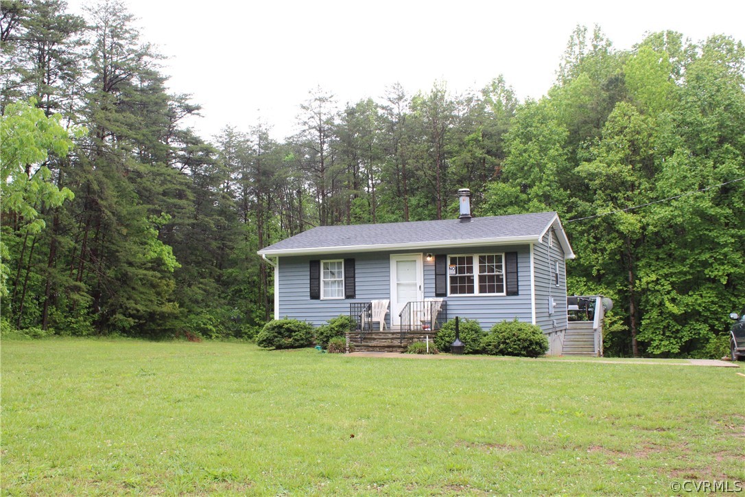 3067 Three Chopt Road Gum Spring, VA 23065 - Photo 2 of 8