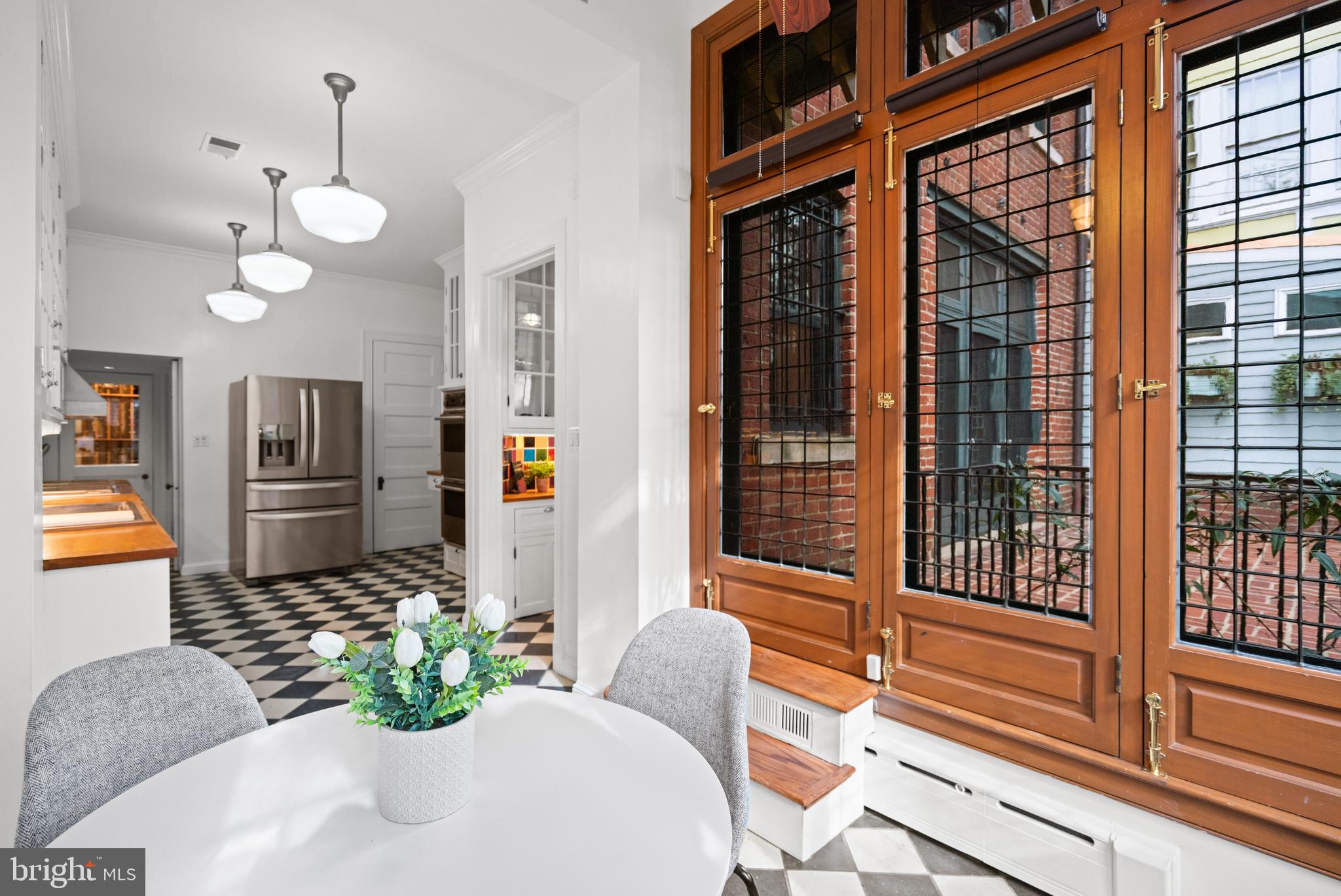 2214 Wyoming Avenue Northwest Washington, DC 20008 - Photo 13 of 37