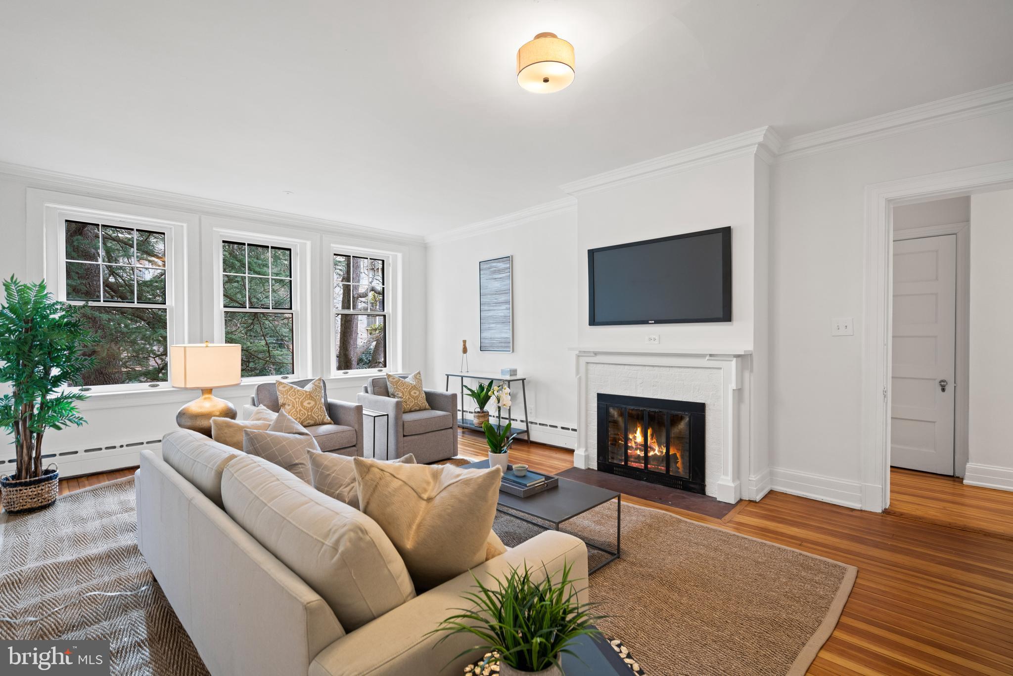 2214 Wyoming Avenue Northwest Washington, DC 20008 - Photo 22 of 37