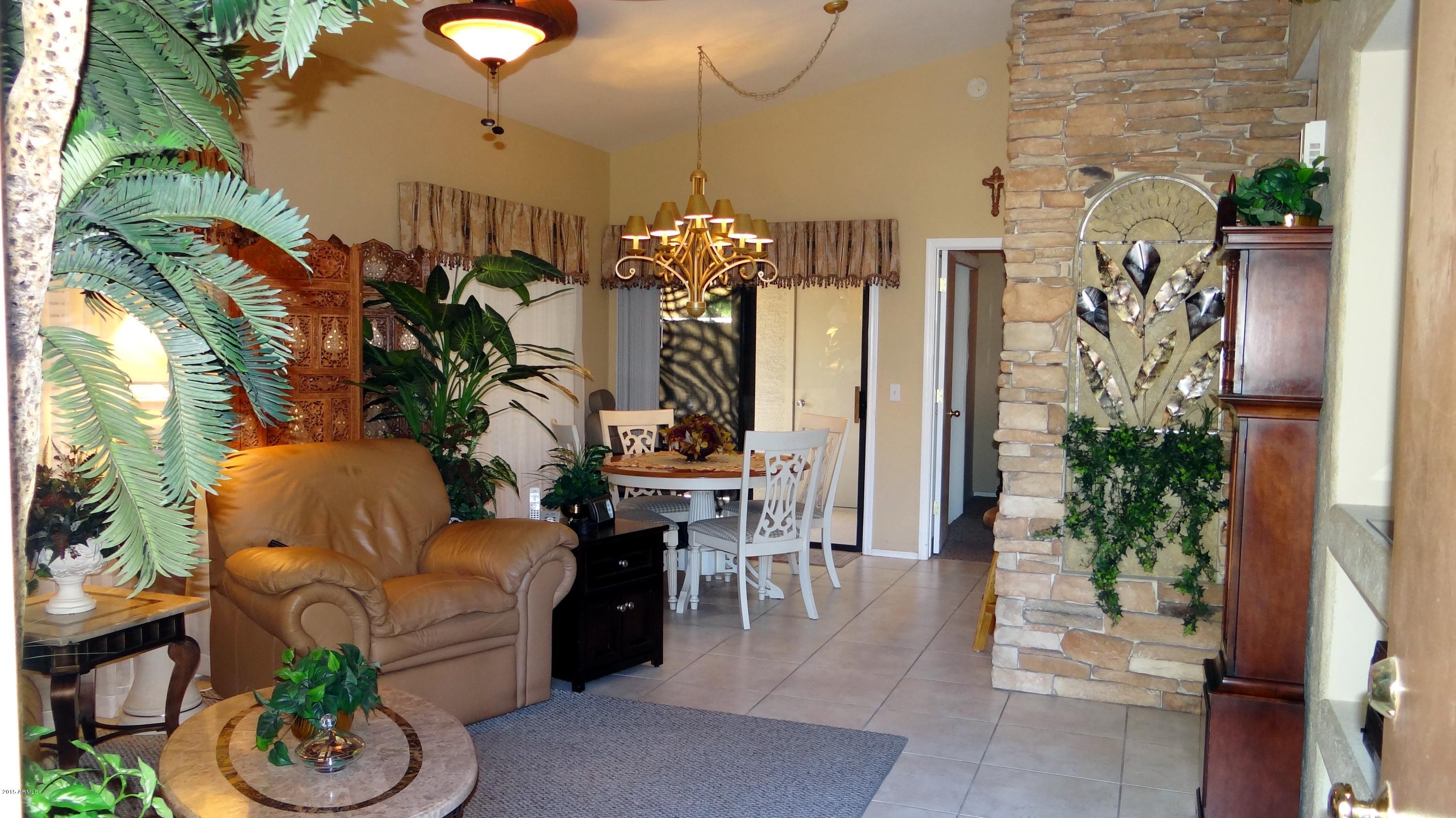 14300 West Bell Road, Unit 262 Surprise, AZ 85374 - Photo 5 of 22 LIVING ROOM