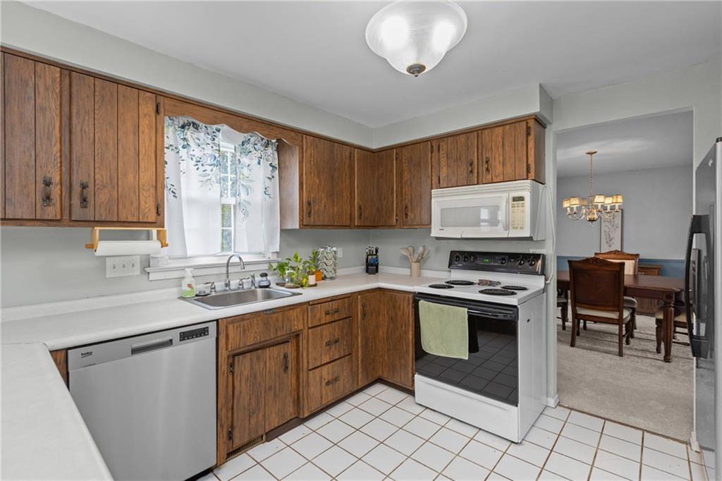 3095 Investors Road Washington, PA 15301 - Photo 10 of 33 Gallery Image 10