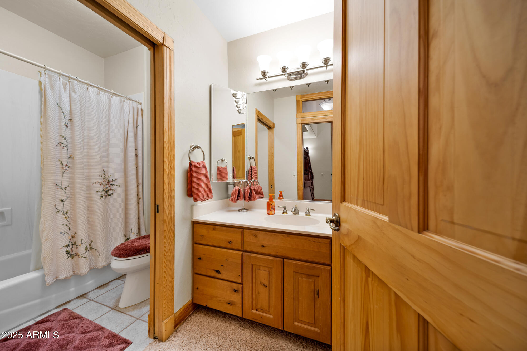 5468 Apache Trail Pinetop, AZ 85935 - Photo 48 of 73 F hall bath