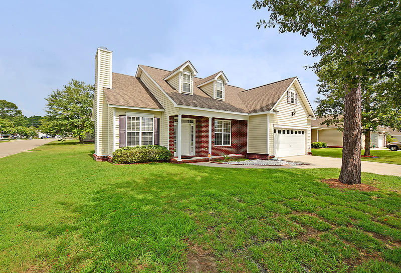 7801 Spring Creek Road North Charleston, SC 29418 - Photo 3 of 24 3_FrontRight-(7)-copy
