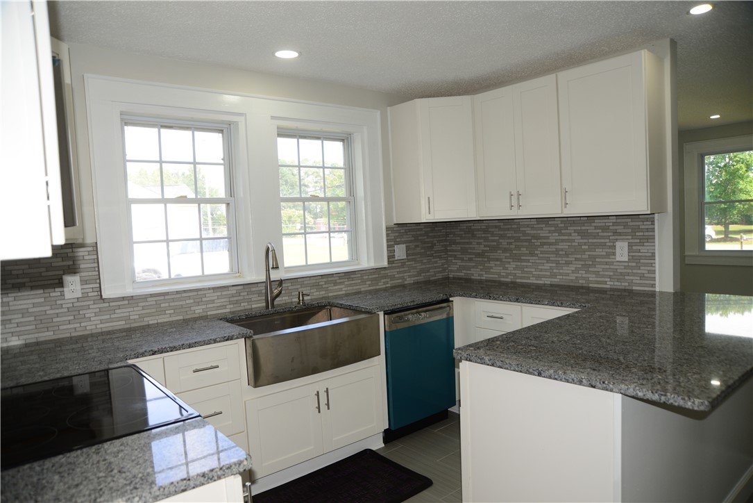 1532 Whitehall Road Anderson, SC 29625 - Photo 3 of 18 Gallery Image 3