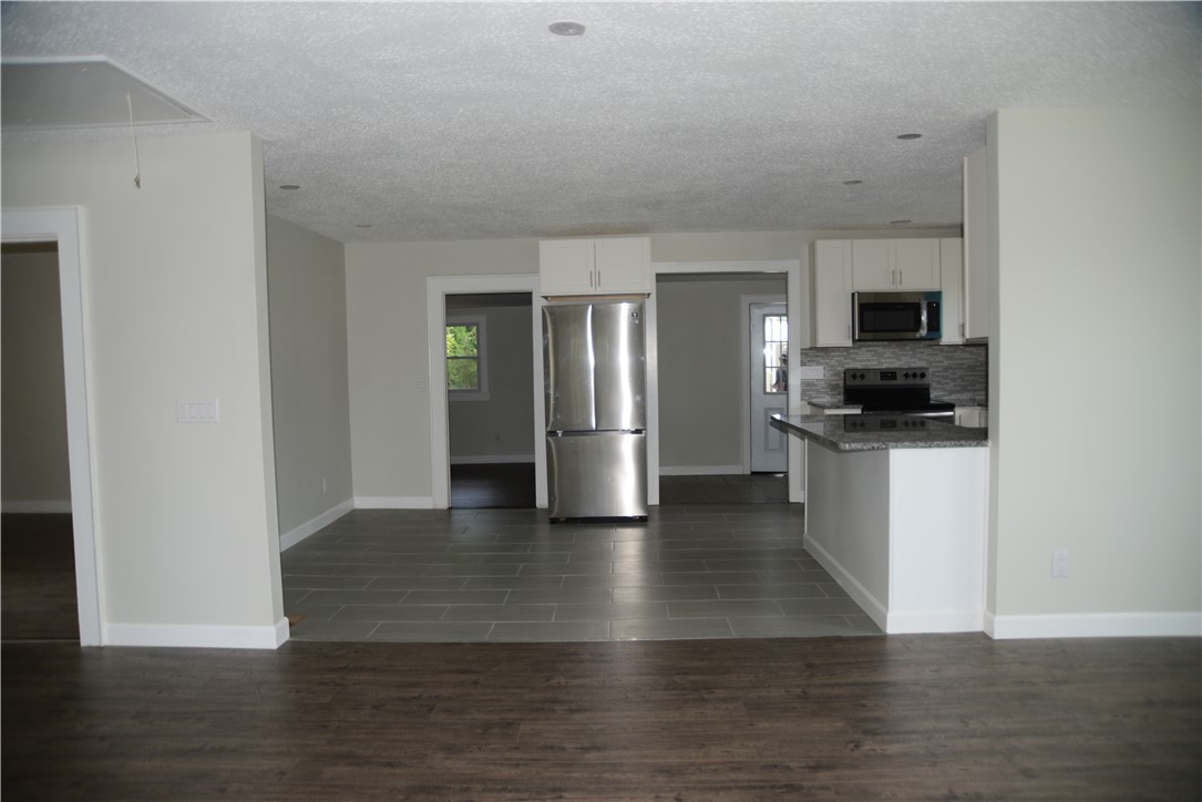1532 Whitehall Road Anderson, SC 29625 - Photo 4 of 18 Gallery Image 4