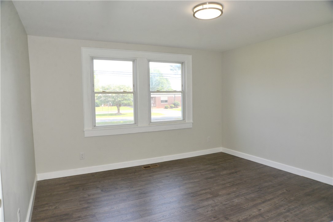 1532 Whitehall Road Anderson, SC 29625 - Photo 9 of 18 Gallery Image 9