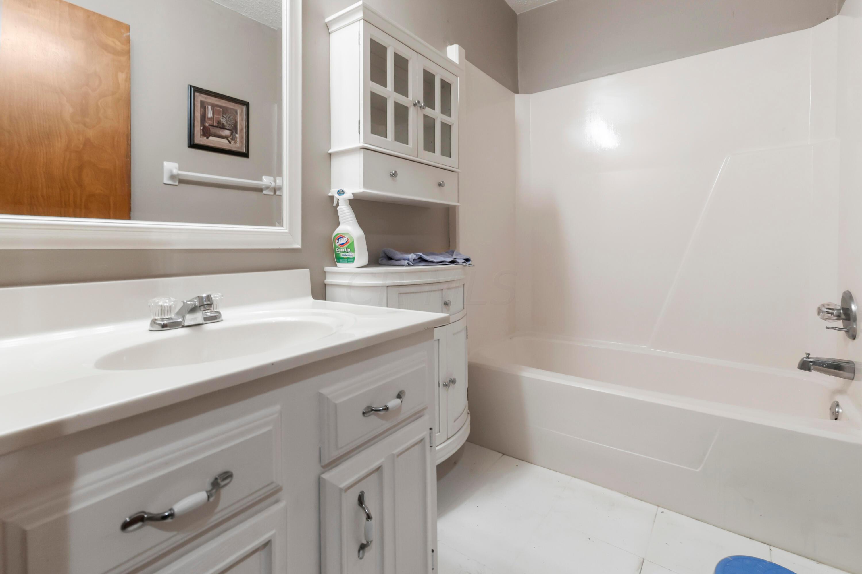 209 Greenbrier Road Sunbury, OH 43074 - Photo 45 of 73 46-print-209GreenbrierRoad_Hommati102 (2