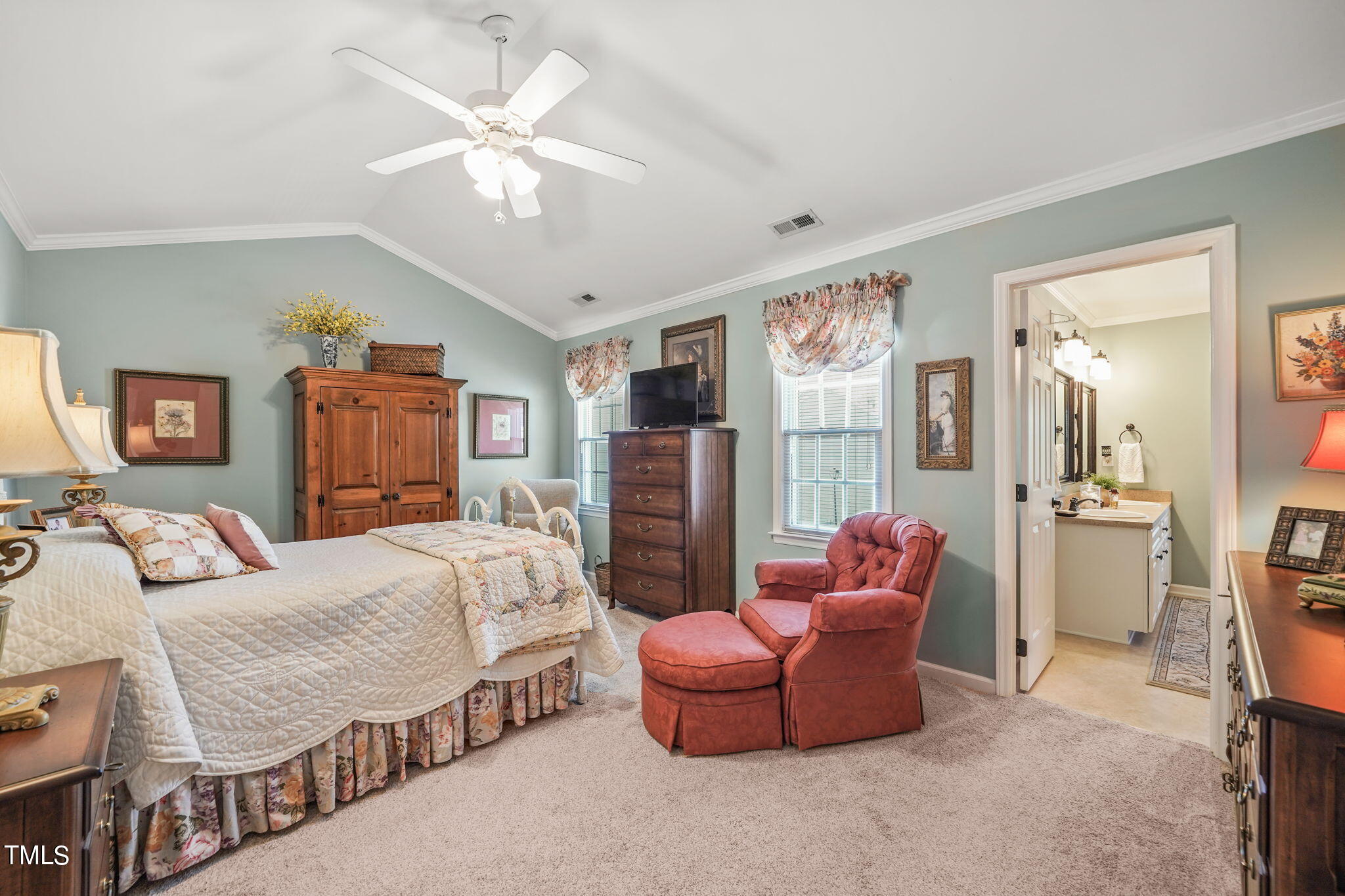 8200 Hempshire Place, Unit 103 Raleigh, NC 27613 - Photo 15 of 28 31-web-or-mls-DSC06802