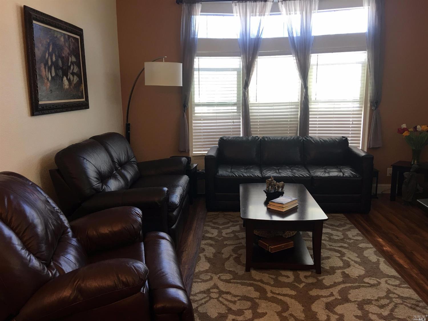 137 Walnut Circle, Unit 87 Rohnert Park, CA 94928 - Photo 1 of 1 Gallery Image 1
