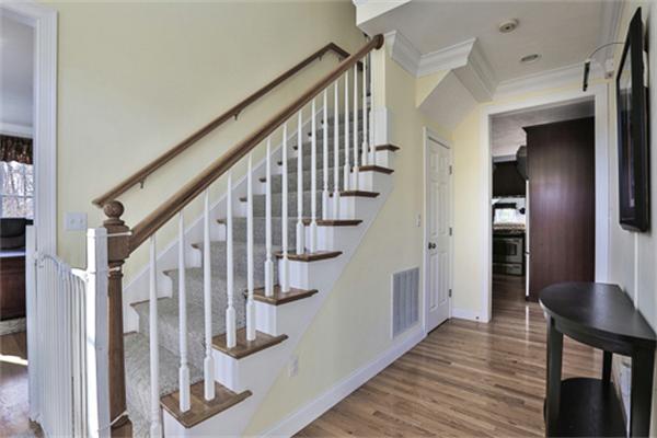 11 Mill Road Wilmington, MA 01887 - Photo 3 of 24 Gallery Image 3