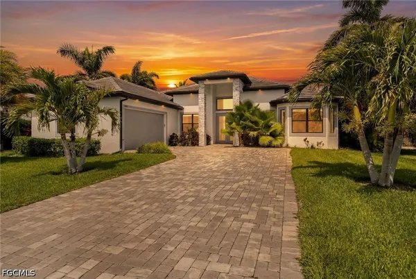 $1,200,000 | 3619 Southeast 16th Place, Cape Coral, FL 33904