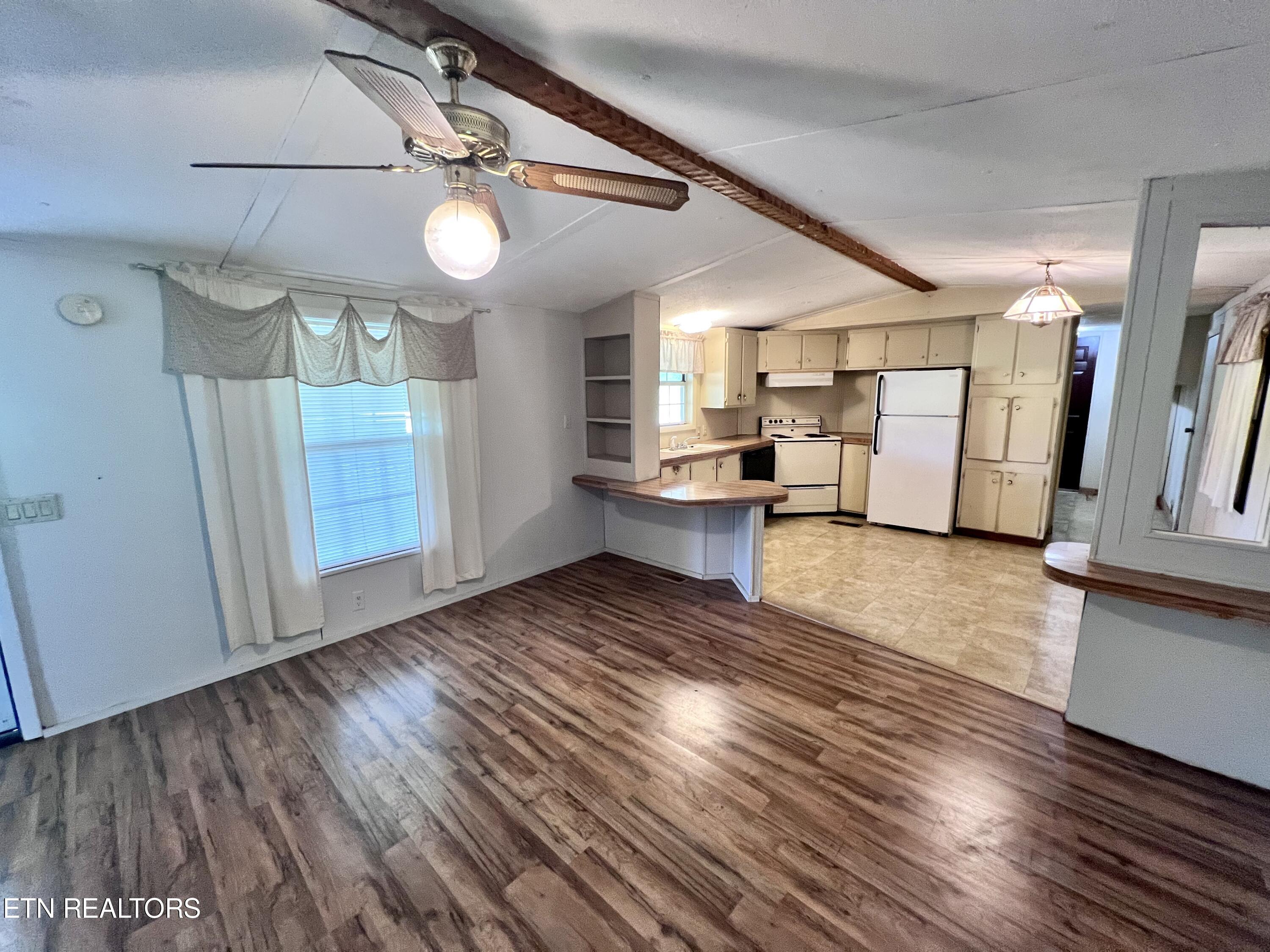 824 Edna Garland Road Maryville, TN 37801 - Photo 6 of 12 IMG_5988